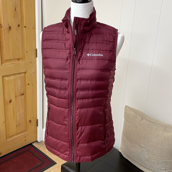 Columbia 650 down vest - woman’s small - Picture 10 of 12